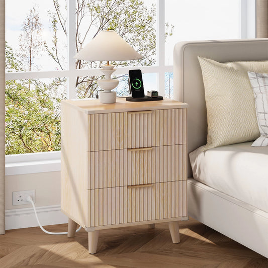 GIKPAL 3 Drawer Dresser with Charging Station, Small Dresser & Fluted End Table, Baby Dresser with Solid Wooden Legs for Bedroom, Natural